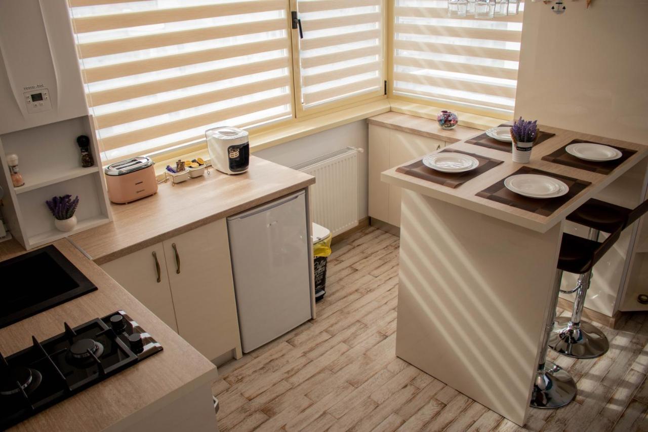 Yzza Apartament Năvodari Exteriör bild
