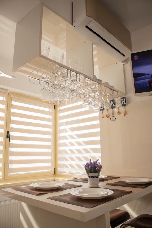 Yzza Apartament Năvodari Exteriör bild