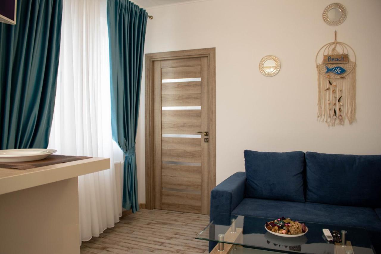Yzza Apartament Năvodari Exteriör bild