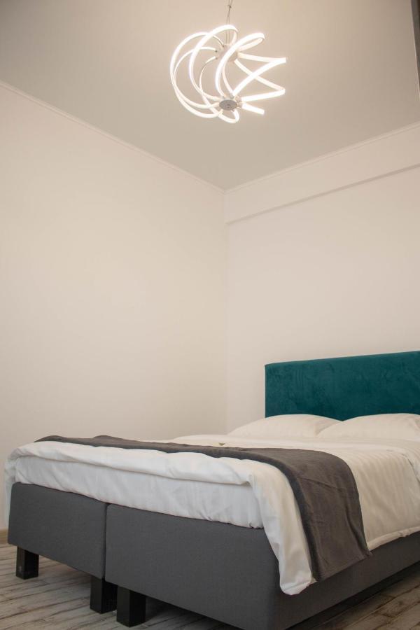 Yzza Apartament Năvodari Exteriör bild