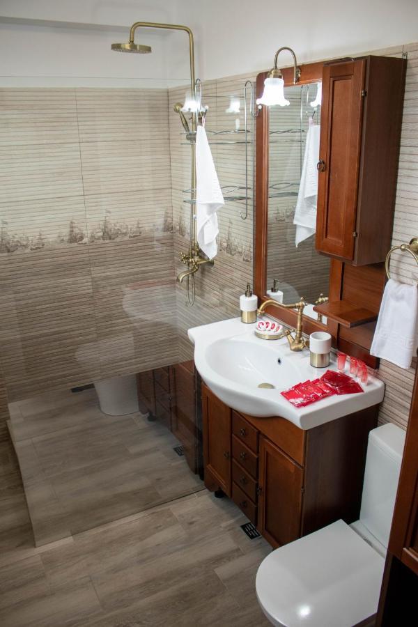 Yzza Apartament Năvodari Exteriör bild