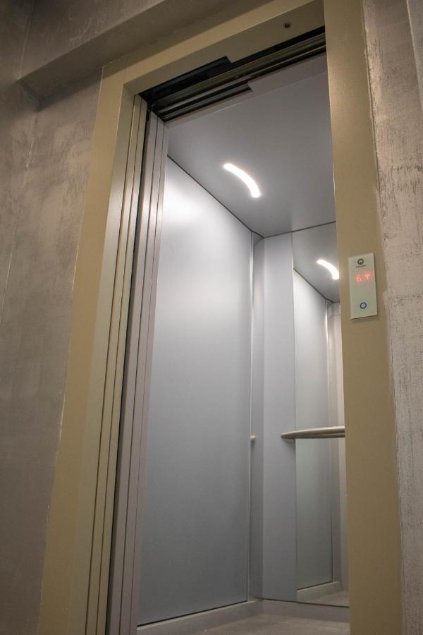 Yzza Apartament Năvodari Exteriör bild